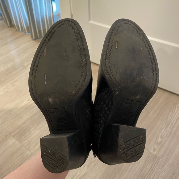 Lexi & Abbie | Black Heeled Booties with side zipper | Size 7 - Picture 5 of 6